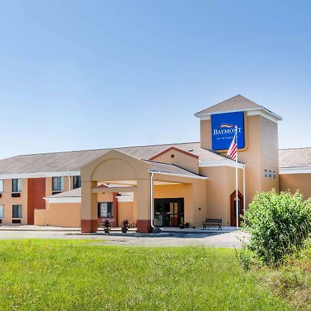 Baymont Inn & Suites By Wyndham Mukwonago Ngoại thất bức ảnh